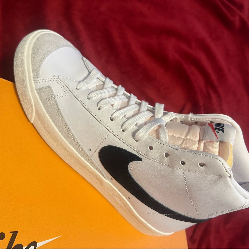 Nike Men's White and Black High-Top Sneakers